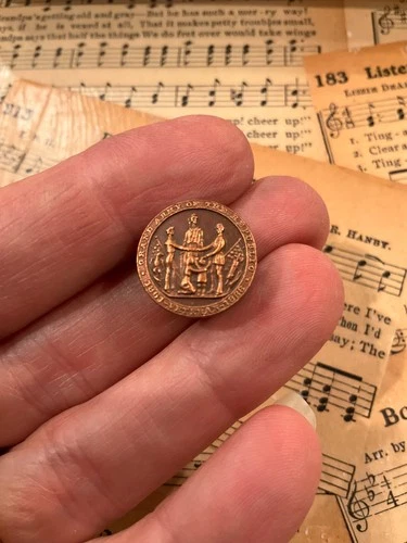 Civil War Veterans' 1861-1866 GAR Grand Army Of The Republic Button Pin Badge