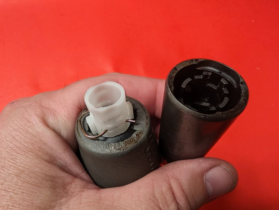 ✅OE 2002-2004 Infiniti I35 Shift Knob Handle Shifter AUTOMATIC GRAY LEATHER NICE - Image 4 of 4