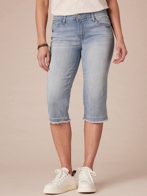 Democracy  Ab solution Petite Fray Hem Skimmer Capri Jeans Light Blue 10P NWT