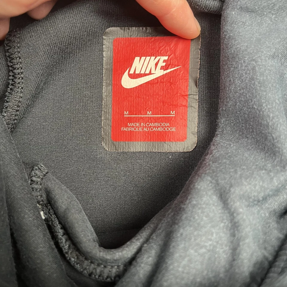 Nike Tech Fleece, photo 2 of 5