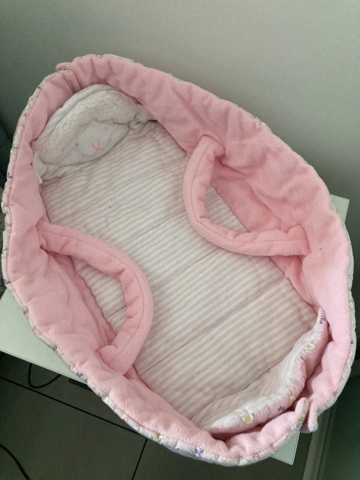 🦋 PRETTY VINTAGE BABY ANNABELL DOLLS CARRYCOT 🦋 2003 FOLD OUT CHANGING MAT