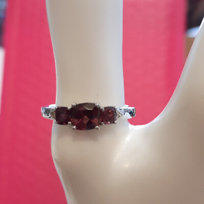 WUNDERSCHÖN!!  2,10 ctw tansanischer Wein Granat & Zirkon Ring platiniert Größe 10