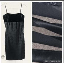   Alex Evenings Tiered Velvet Dress Sz 10P  Straps Chic Formal Pencil