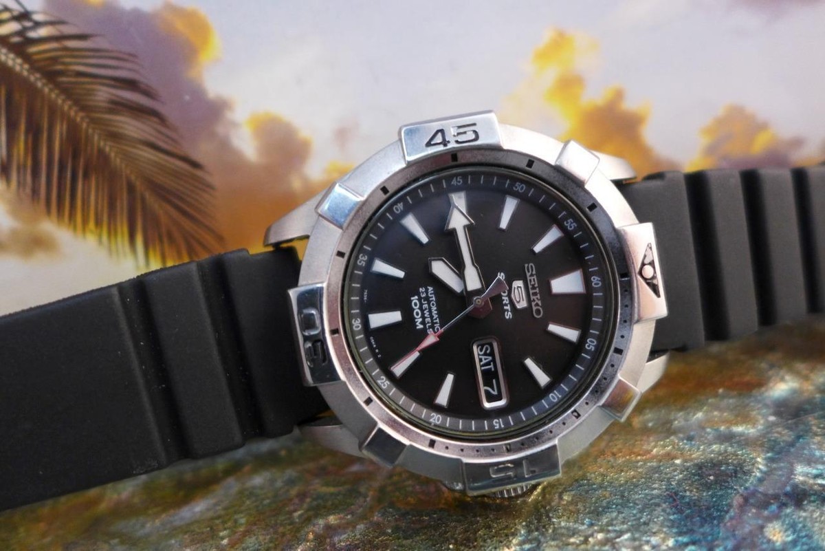 [鑑定済] SEIKO 5SPORTS 100M 23石　7S36-04B0 Sporty Large Chunky 42mm Seiko 5 7S36 04B0 Day/Date Men's