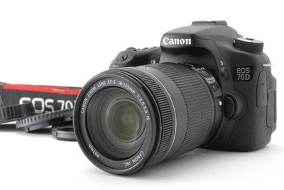 Canon EOS 70D + EF-S 18-135mm F3.5-5.6 is zoom Lens kit [ Near Mint ] From Japan
