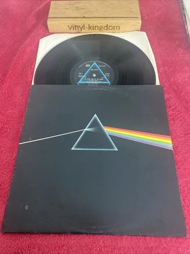 Pink Floyd Dark Side of the Moon LP Garefikd U.K. Pressing  1973   SHVL 804 A8