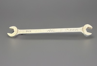 Mac Tools USA 5/8'' x 11/16'' SAE Chrome Open End Wrench DD2022