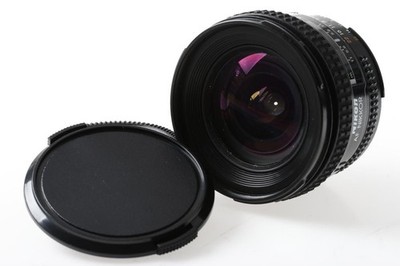 NIKON AF D 20mm f/2,8 - SNr: 326336