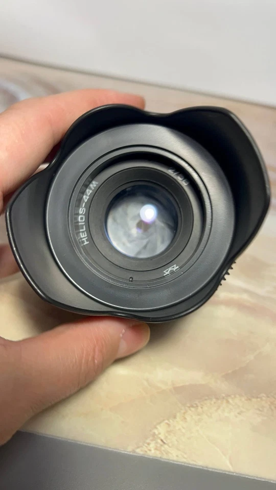 Helios 44-2 Anamorphic Photo Lens f2/58 mm mount for Canon - Image 3 of 4