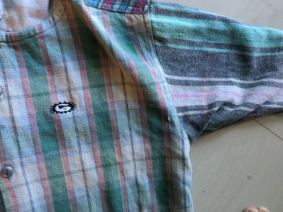 Vtg 80s 90s Gotcha Patchwork Plaid Flannel Hoodie Surf Skate USA Sz L Fit Small - Image 2 of 4