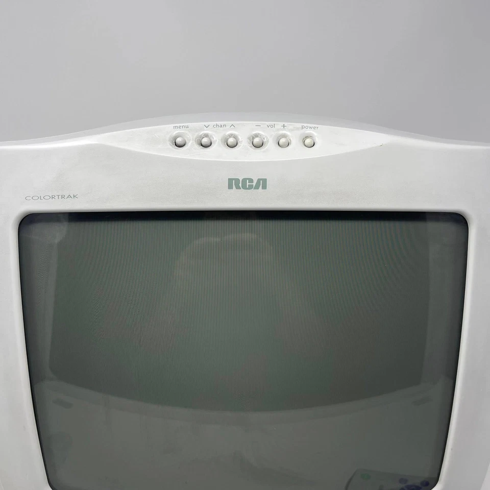 VTG 1998 RCA ColorTrak TX826ZD 13" CRT TV Retro Gaming w/Remote Tested Working - Image 2 of 4