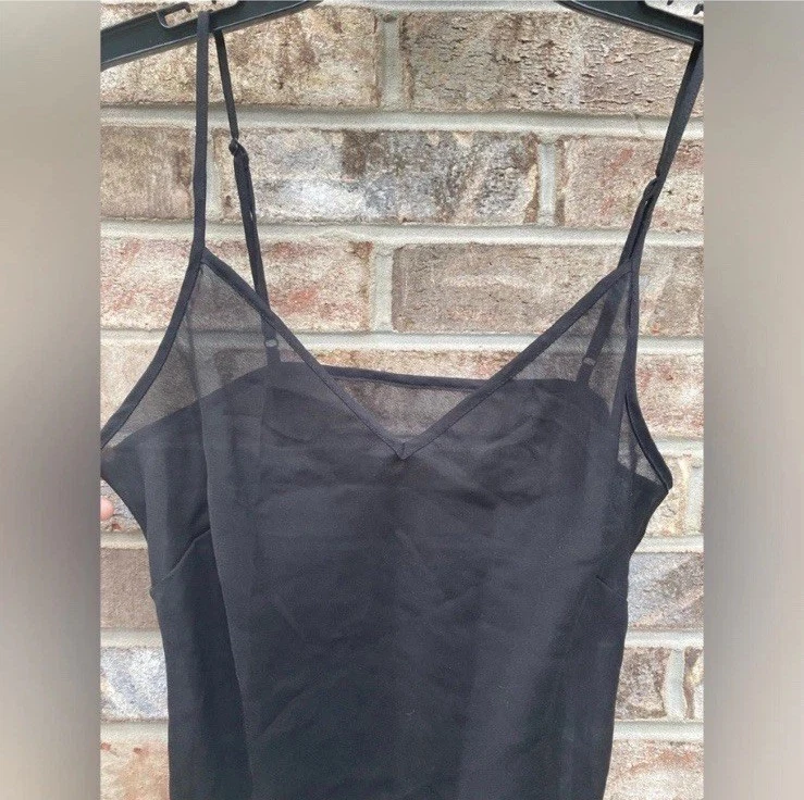 Camiseta sin mangas Jones New York negra de malla transparente para mujer talla 10 usada en excelente estado Foto 3 de 4