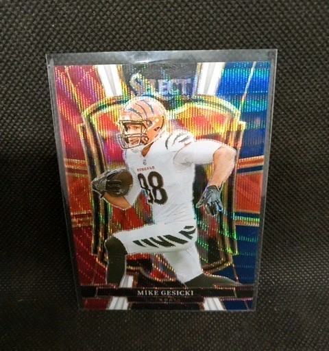 2025 Panini Select - Premier Level Mike Gesicki #159 Tri-Color Prizm /299