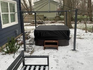 7 Person Hot Tub