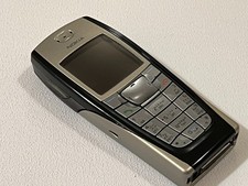 Original Nokia 6220 RH-20 mobile phone in champagne & black color Collectable