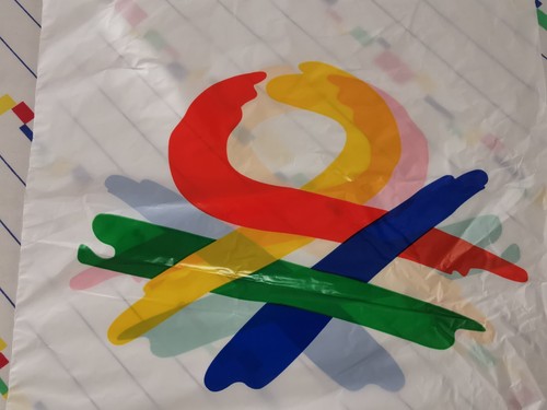 Vintage 1980s United Colours Of Benetton Carrier Bag Big Sale - Picture 2 of 4