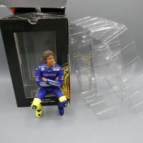 MINICHAMPS 1:12 VALENTINO ROSSI FIGURINA 312049046 MOTO GP 2004 YAMAHA