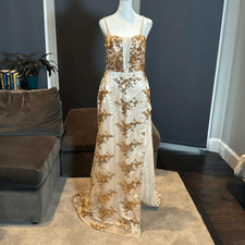 Women  s Gold Mermaid Fit Prom Party Dress Sparkly Sequins Lace Up Back Size 8