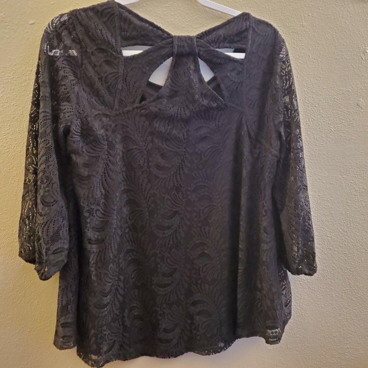 Dressbarn Roz Ali Womens Black Floral Lace Bow Back Size Medium Blouse