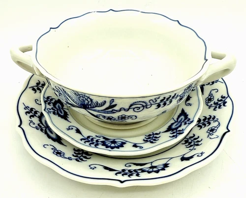 RARE Vtg BLUE DANUBE Blue Onion 3pc CREAM SOUP Set Bowl Saucer Underplate