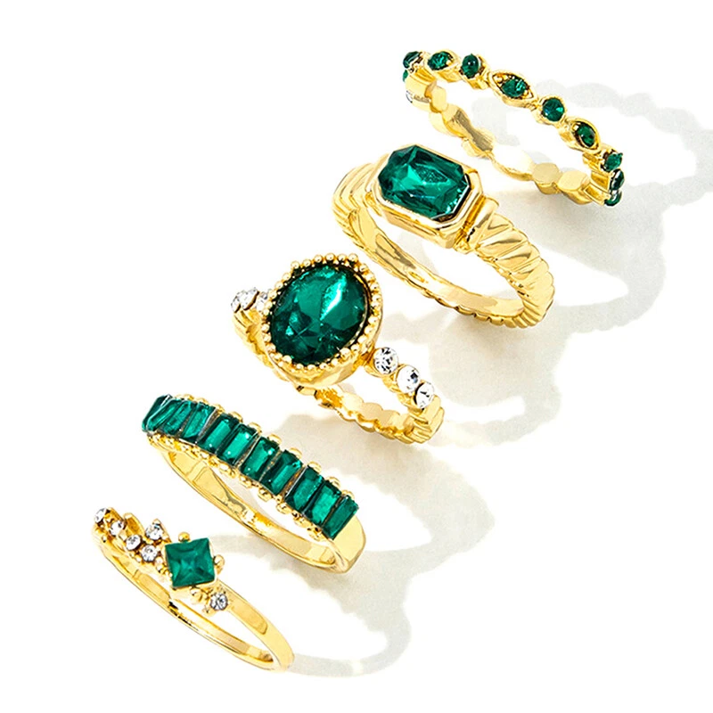 Crystal ring set outlet