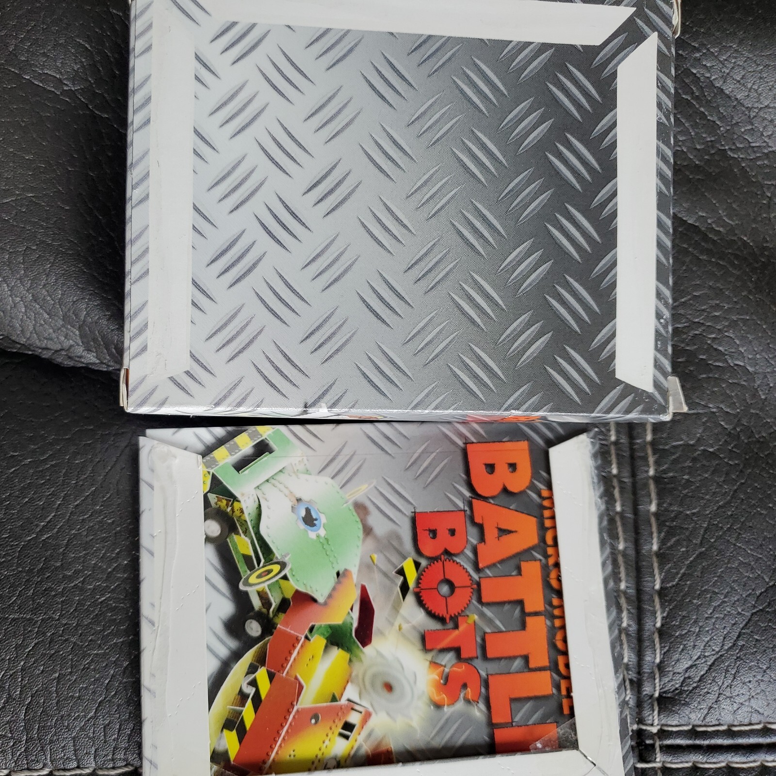 Scholastic Mico Model Battle Bots 2004 Space Croc Tiger Book Fun Pack