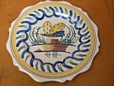 ASSIETTE ANCIENNE EN FAIENCE DE ? DECOR LIBELLULE