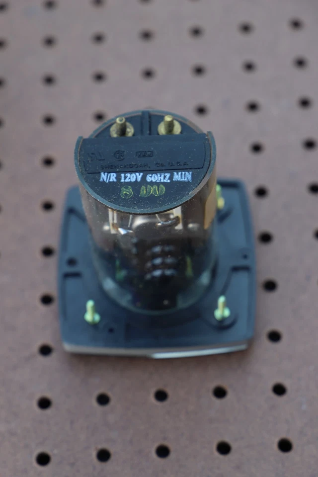 YOKOGAWA 240313AAAB TIME METER 120VAC 60HZ - Image 3 of 4