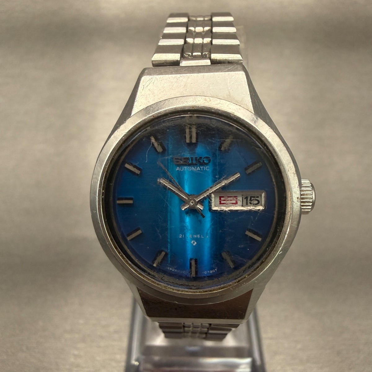 Seiko Watch Women 24mm Blue Dial Silver Tone Daydate Round 2706 