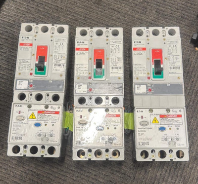 Lot of 3 Eaton J250H JGH3250NN 250 Amp 3 POLE Circuit Breaker with ELJBN3250W