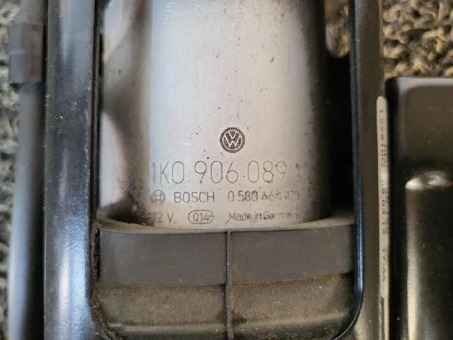 Volkswagen CC 2010 bomba de combustible 1KO 906 089 A Foto 2 de 4