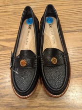 New Anne Klein Black Pebble Leather Gold Medallion Slip On Comfort Flats Moc 6.5