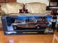 Mattel Hot Wheels 1/18 1966 Batmobile Chrome Metal Limited Edition New