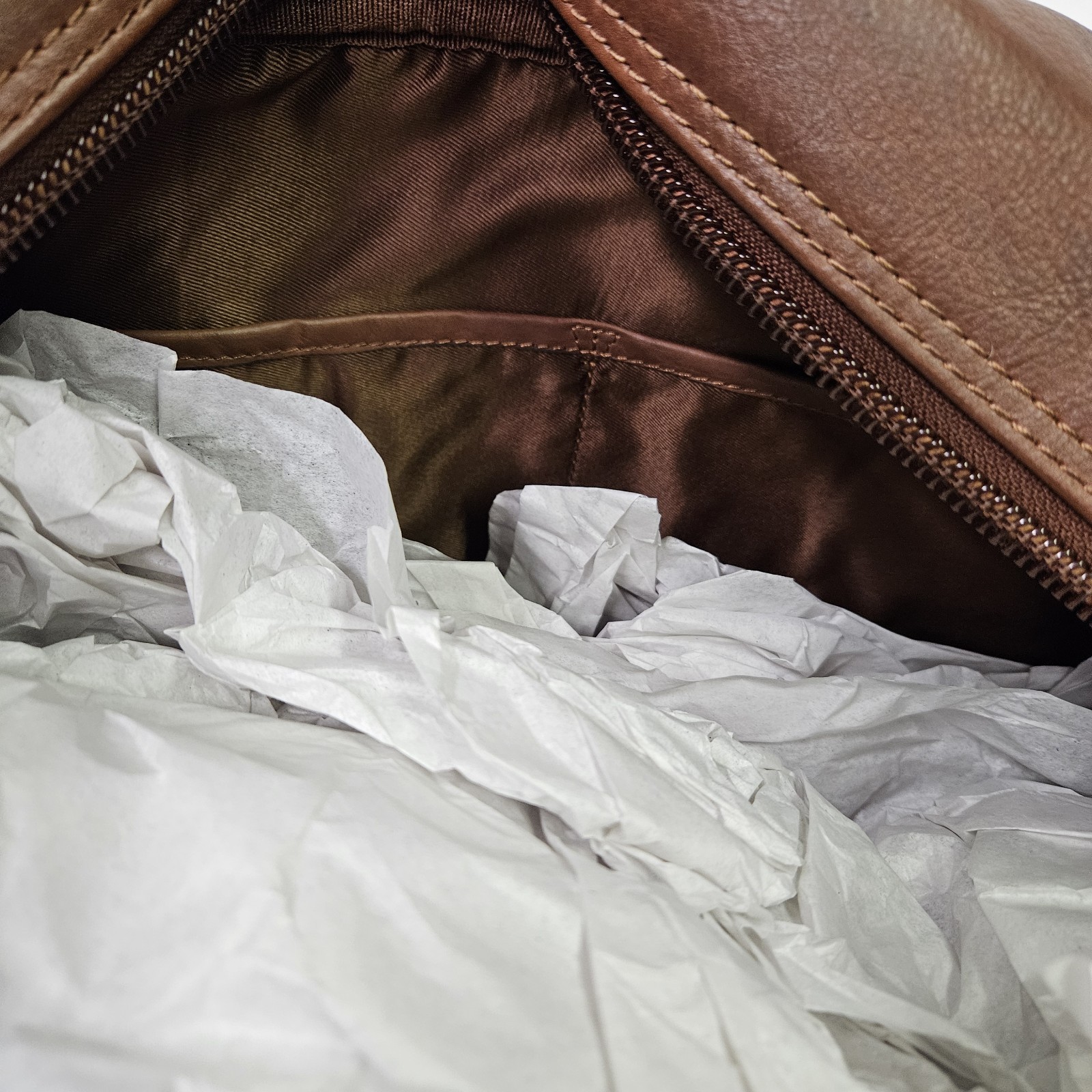 Ralph Lauren Chaps Genuine Brown Saddle Leather Weekend Travel/Gym Duffle -NWT thumbnail 10