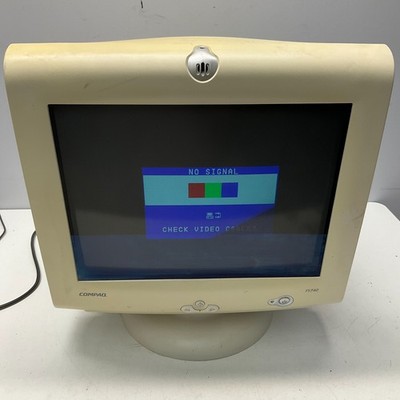 Compaq FS740 Vintage 2000 Retro Gaming 17'' CRT Computer Monitor 1280x1024