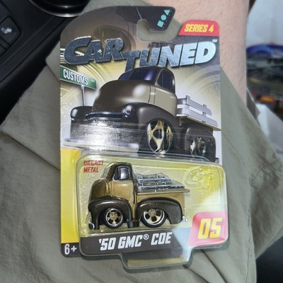 MGA Entertainment Car Tuned Series 4 '50 GMC COE Diecast Truck Gold Black 2025