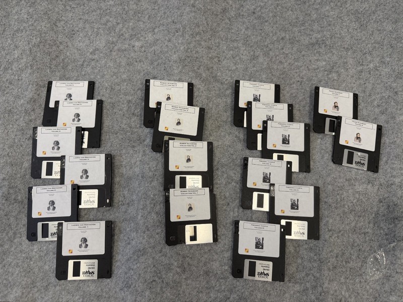 18 Yamaha  Disklavier Clavinova PianoSoft  Player Discs