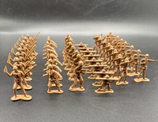 Lot of 48 Greenbrier International Plastic Army Men Toy Soldiers Tan