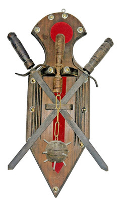 Vintage Medieval Sword & Mace Wall Decor Plaque Removable miniature Weapons
