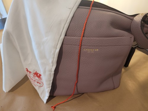 Coach Womens Authentic Lavender Mauve Purple Coach Shoulderbag With Tassles