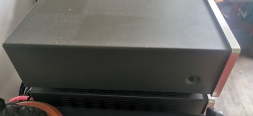 TEAC MD-H500i Mini Disc Player. No remote control. Does not read disc. 100V - Picture 4 of 8