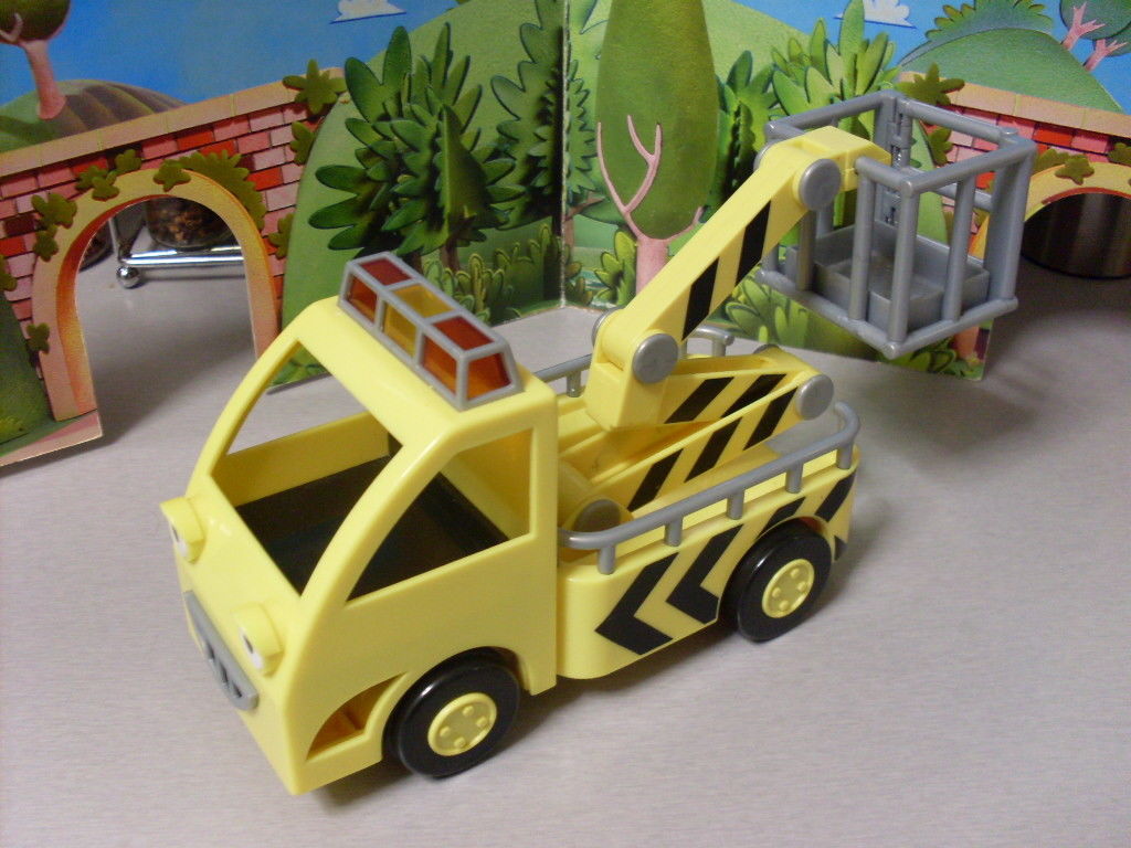Picture 12 of 34