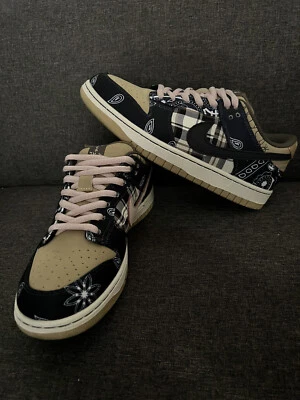 Nike SB Dunk Low