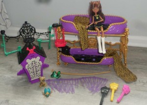monster high clawdeen bed