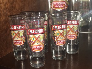 Smirnoff Vodka Picante Tamarindo 2 Vasos De Chupito Mexico No Absolut Ebay