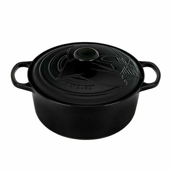 Le Creuset Star Wars Collection Darth Vader 5.5 qt Cast Iron Round