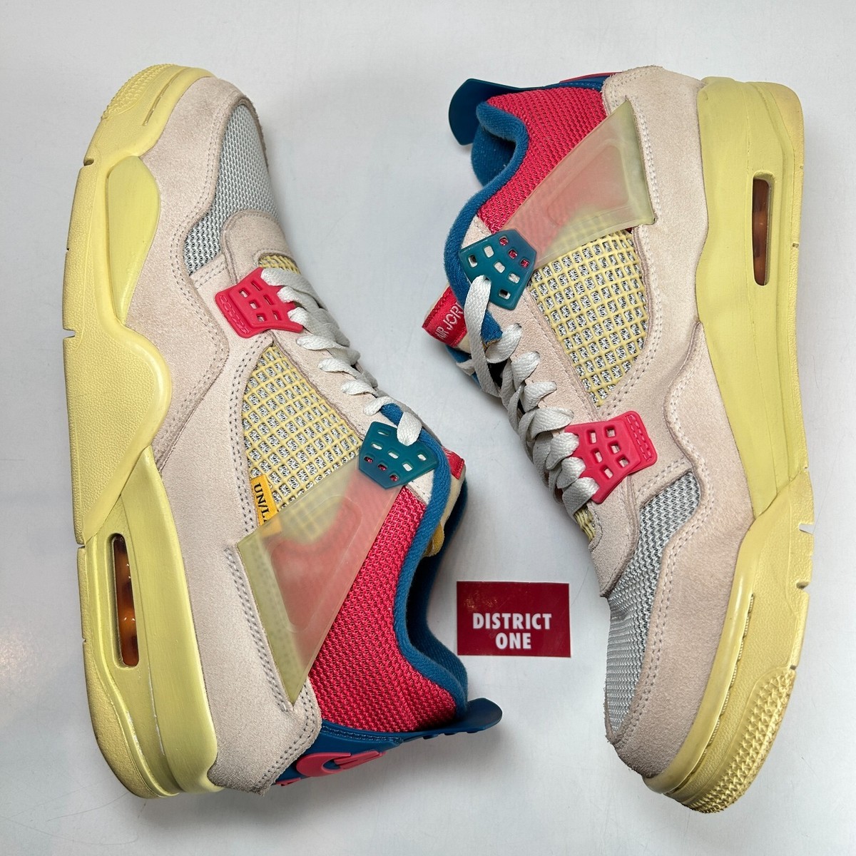Union LA x Air Jordan 4 Retro Guava Ice - Size 9.5 - DC9533