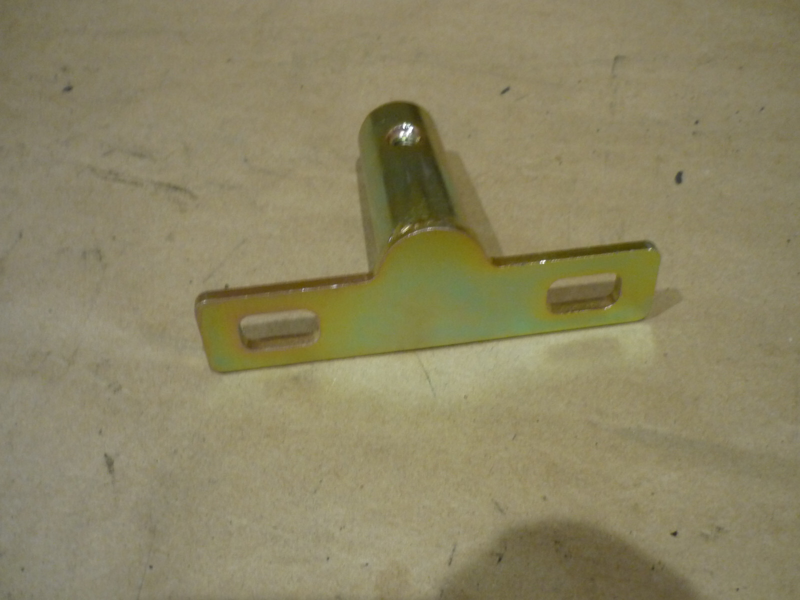 Ferrari  308 QV - Front Bumper Iron /Bracket RH-LH (NEW) - P/N 61180600