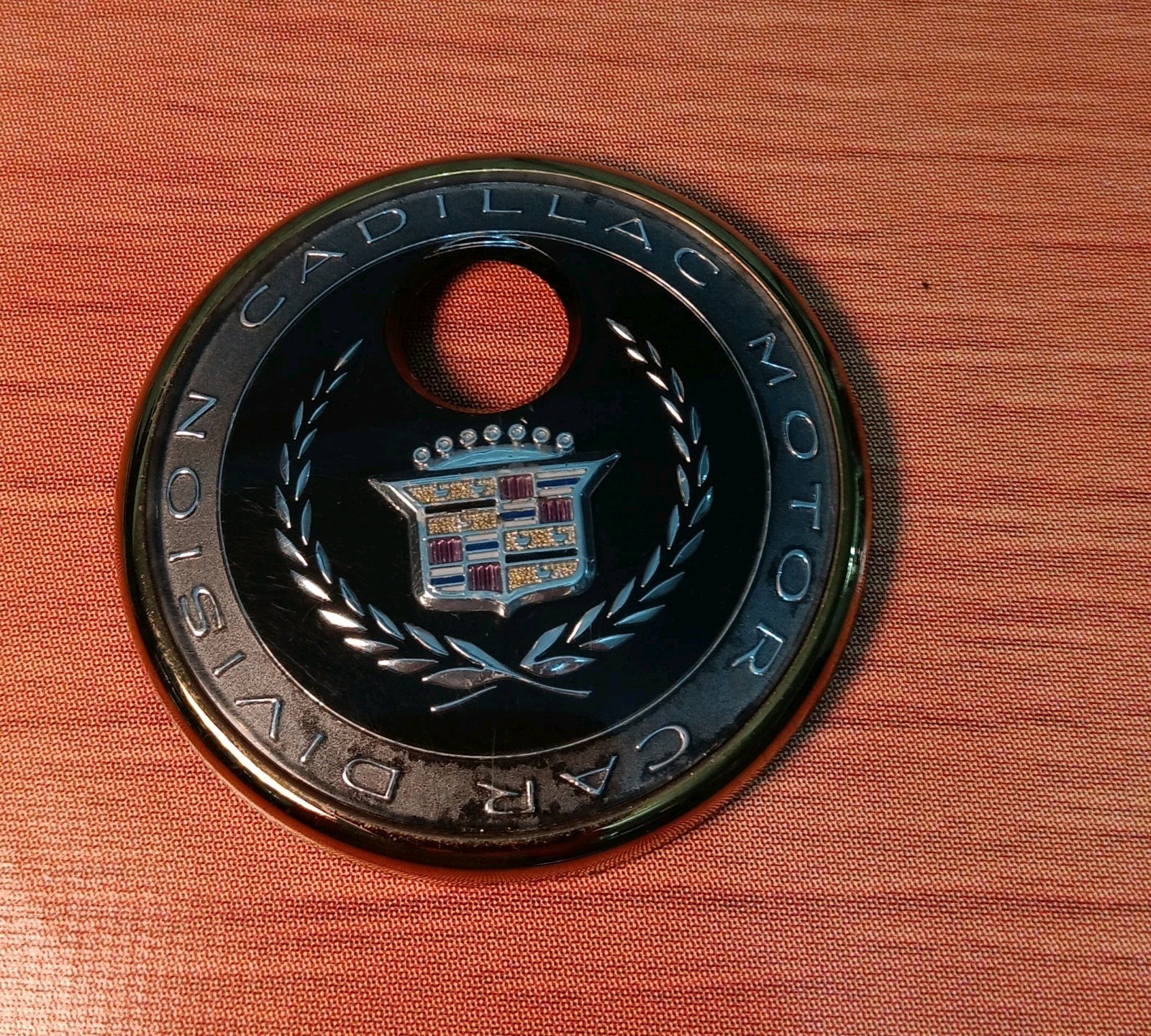 Cadillac OEM 1994-1999 DeVille Rear Trunk Key Hole Cover Trim Emblem 25636490 - Photo 1
