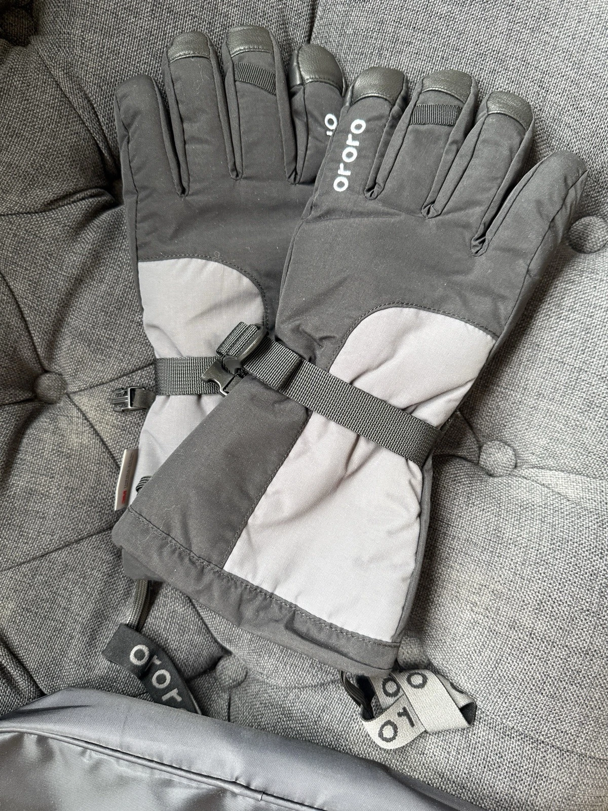 ORORO Twin Cities OUTER GLOVES ONLY. NO HEATED LINER/BATTERY. BAG INC SIZE SMALL